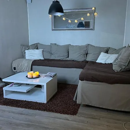 Vuosselinhelmi 44 Apartman *